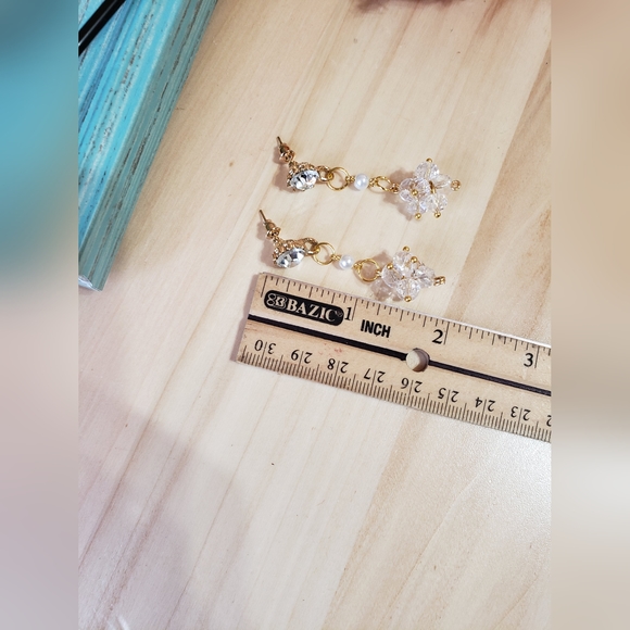 Clear White Fashion Dangle Earrings Handmade - Picture 4 of 5